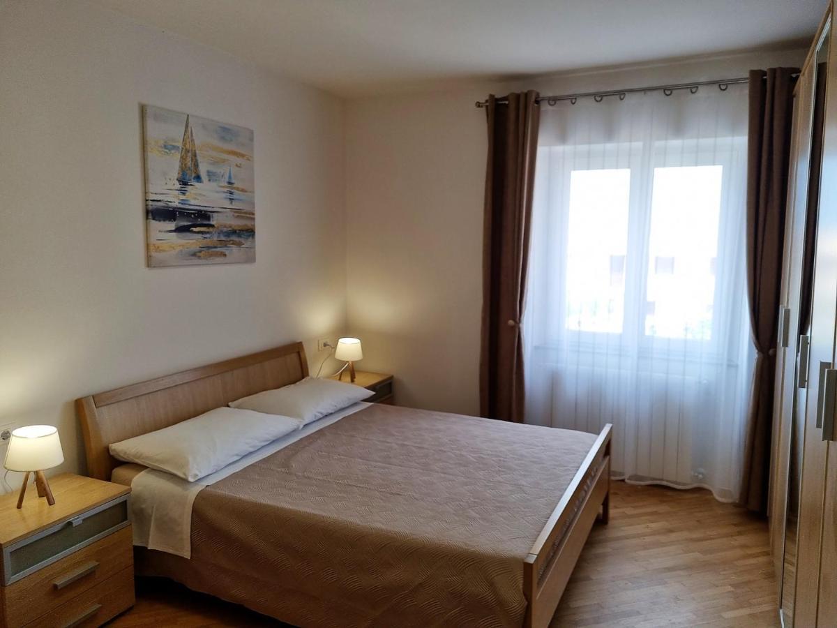 אומאג Apartments Valentina מראה חיצוני תמונה