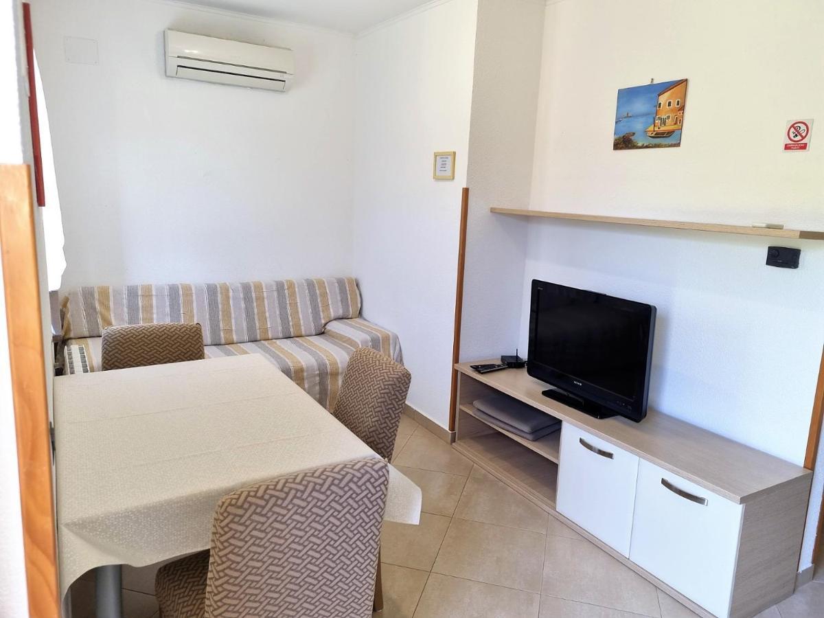 אומאג Apartments Valentina מראה חיצוני תמונה