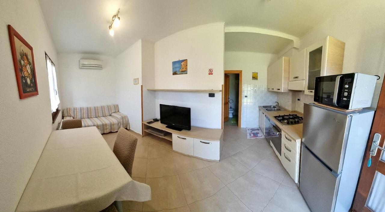 אומאג Apartments Valentina מראה חיצוני תמונה