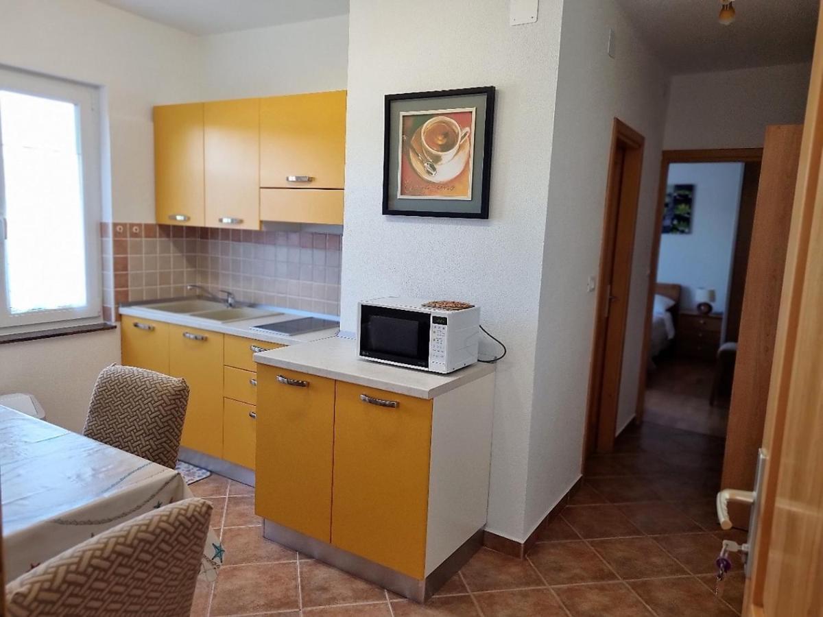 אומאג Apartments Valentina מראה חיצוני תמונה
