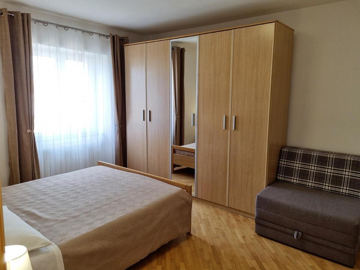 אומאג Apartments Valentina מראה חיצוני תמונה